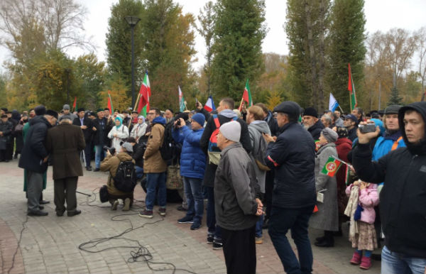 В столице Татарстана прошел митинг ко Дню памяти защитников Казани (ФОТО)