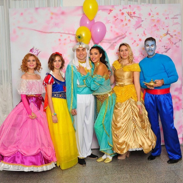 Необычная свадьба в Татарстане: жених исполнил сказочную мечту невесты (ФОТО)