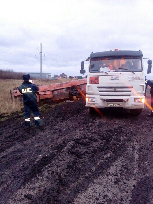 В Татарстане перевернулся 16-тонник с дизтопливом (ФОТО)