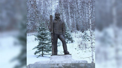 В Челябинской области установили скульптуру Путина (ФОТО)