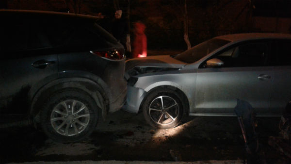 В Татарстане четыре человека пострадали при столкновении четырех машин