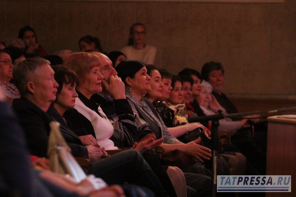 В театре Камала с аншлагом прошел юбилейного вечер народного артиста Рината Тазетдинова (ФОТО)