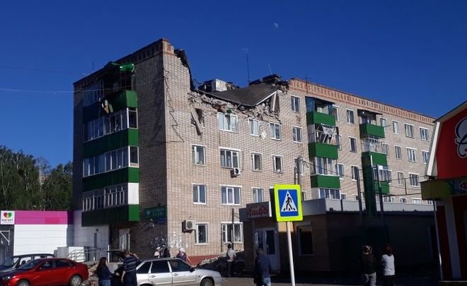 В Заинске произошел взрыв в жилом доме (ФОТО, ВИДЕО)