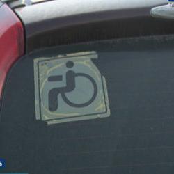 В России запретили продажу знаков «Инвалид» (ВИДЕО)