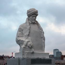В Казани установили первый в мире памятник Шигабутдину Марджани (ФОТО)
