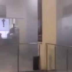В Набережных Челнах горит торговый центр «Тулпар» (ВИДЕО)
